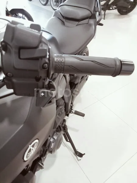 Yamaha MT-07 - Vista 10