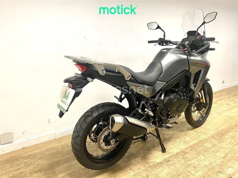 Honda XL750 Transalp - Vista 9