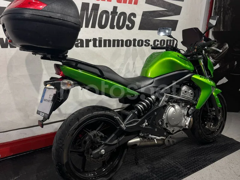 Kawasaki ER-6n - Vista 3
