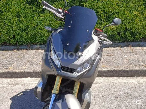 Honda X-ADV 8100 € 2017 Cantabria - 2