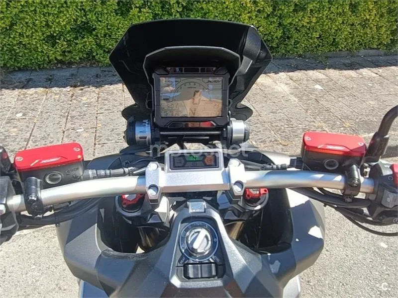 Honda X-ADV - Vista 8