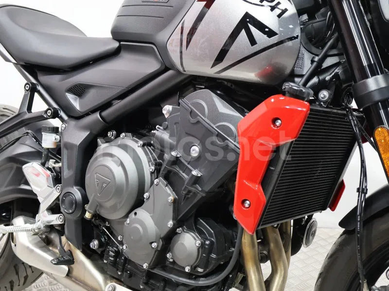 Triumph Trident 660 - Vista 12