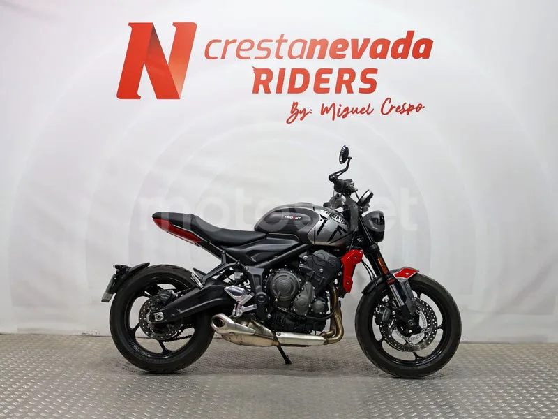 Triumph Trident 660 - Vista 7