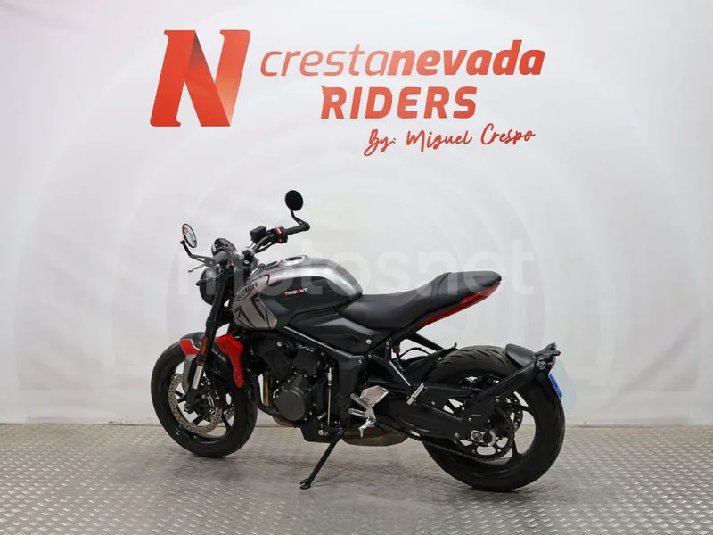 Triumph Trident 660 - Vista 10
