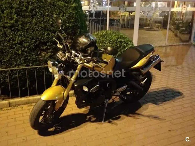 Triumph Street Triple R 2500 € 2009 Ciudad Real - 1