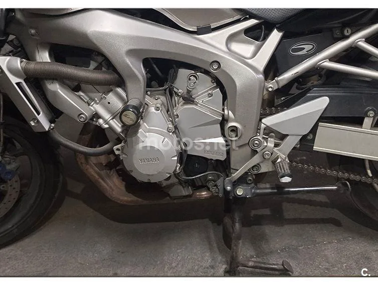 Yamaha FZ6 - Vista 5