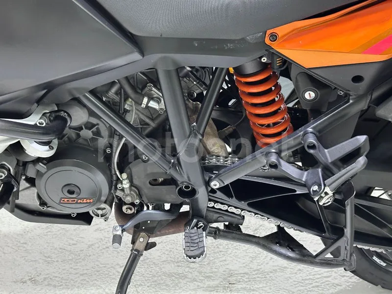 KTM 1190 Adventure - Vista 17