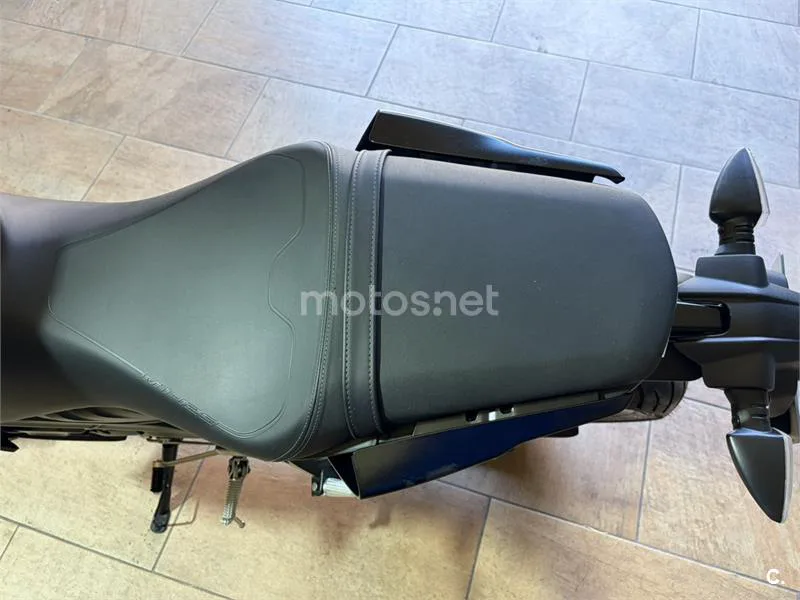 Yamaha MT-125 - Vista 7