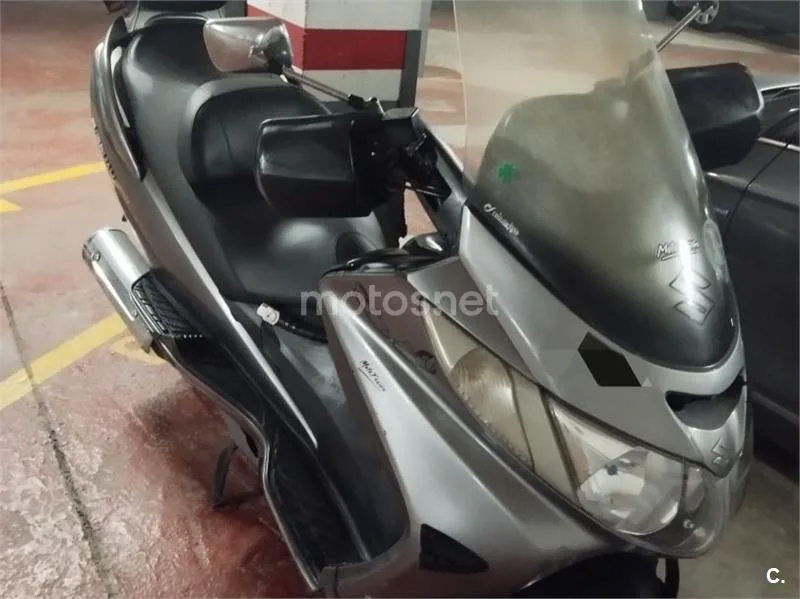 Suzuki Burgman 400 - Vista 12