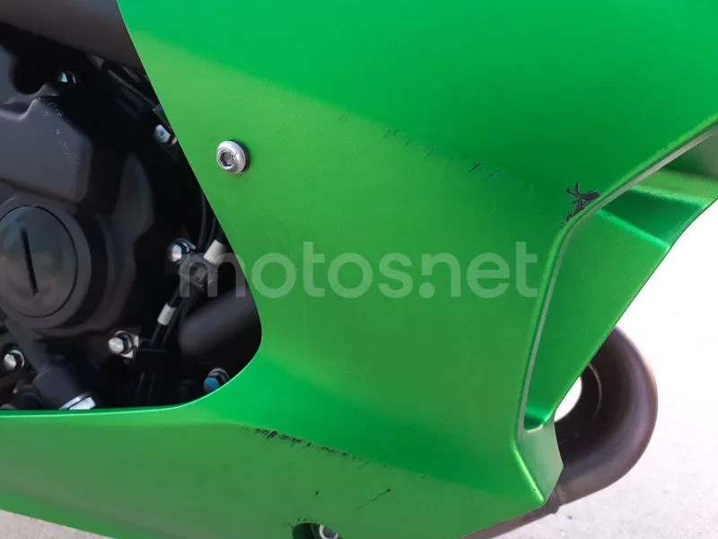 Kawasaki Z7 Hybrid - Vista 16