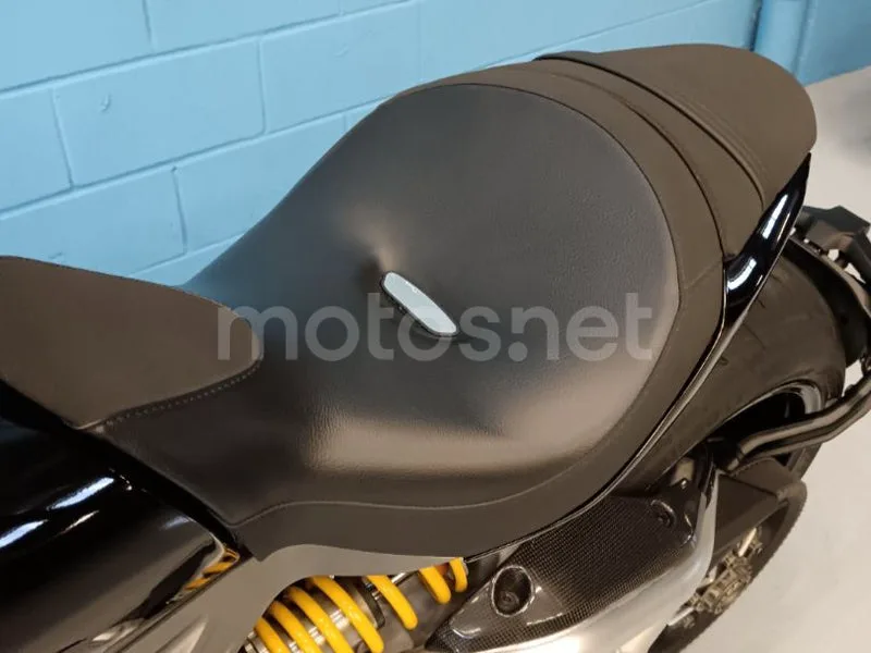 Ducati Diavel - Vista 13