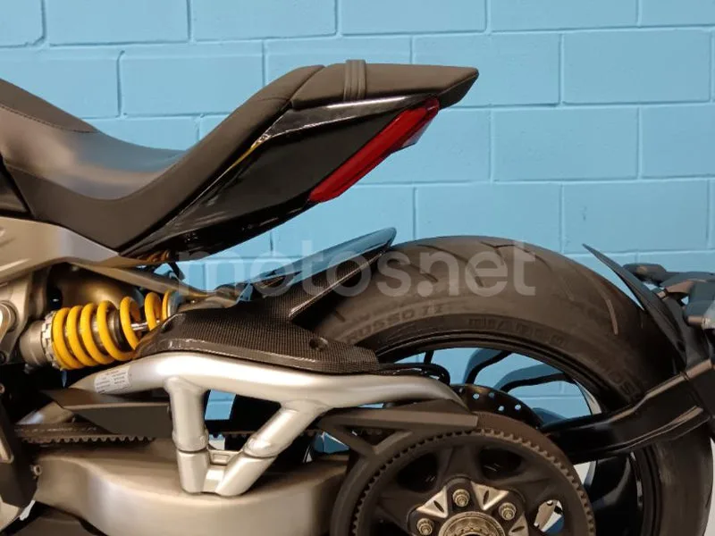 Ducati Diavel - Vista 9