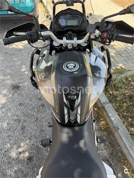 Benelli TRK 502 - Vista 8