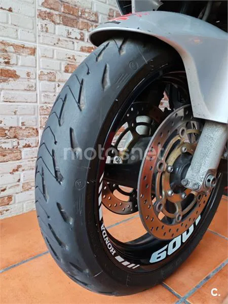 Honda CBR600F - Vista 8