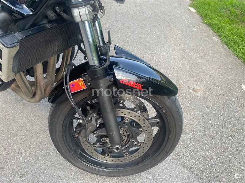 Suzuki Bandit 650 - Vista 5