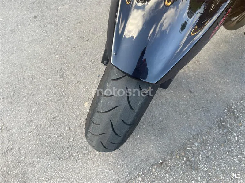 Suzuki Bandit 650 - Vista 6
