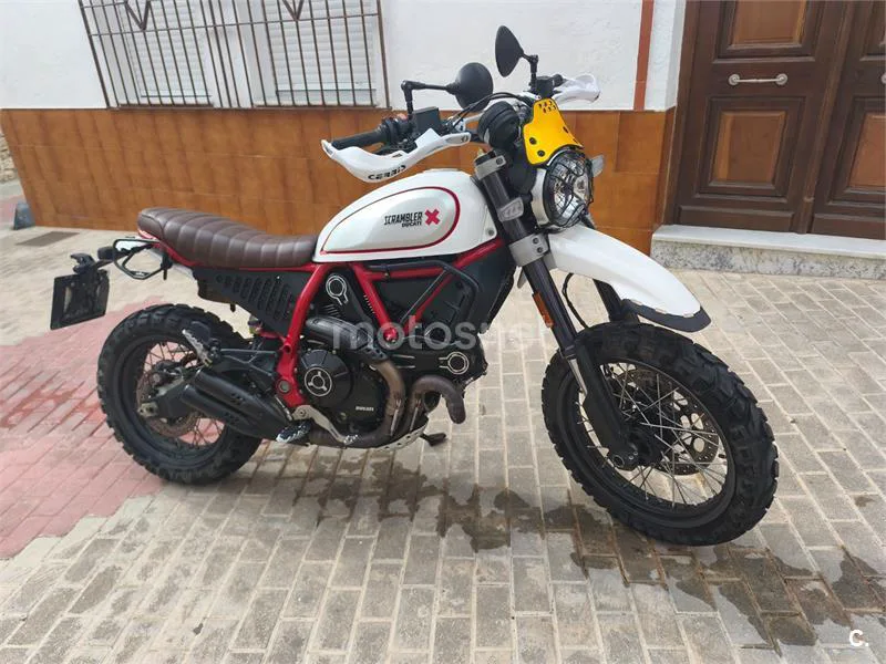 Ducati Scrambler - Vista 3