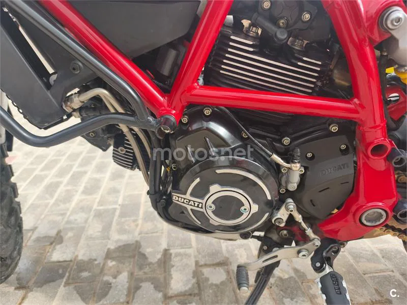 Ducati Scrambler - Vista 4
