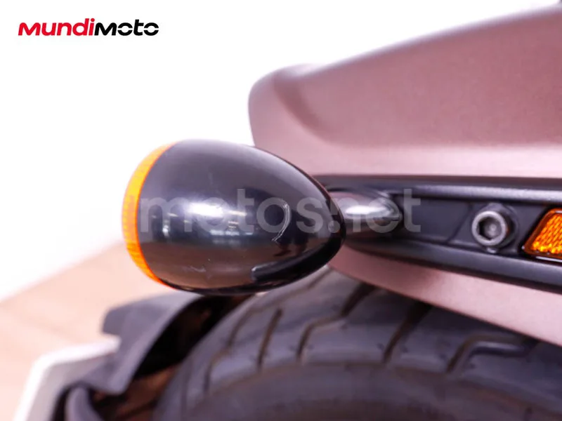 Harley-Davidson Fat Bob - Vista 18