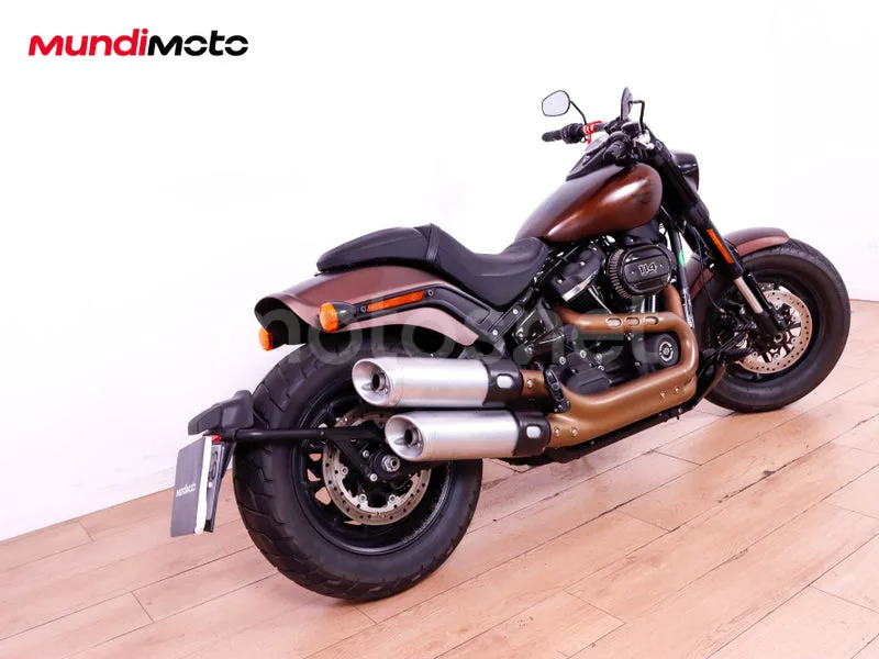 Harley-Davidson Fat Bob - Vista 3