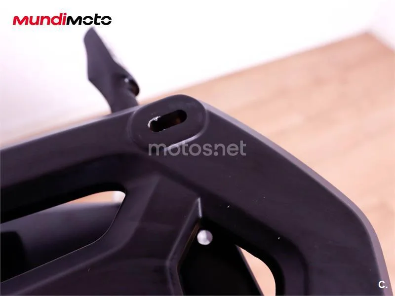 QJ Motor SRT 700 - Vista 22