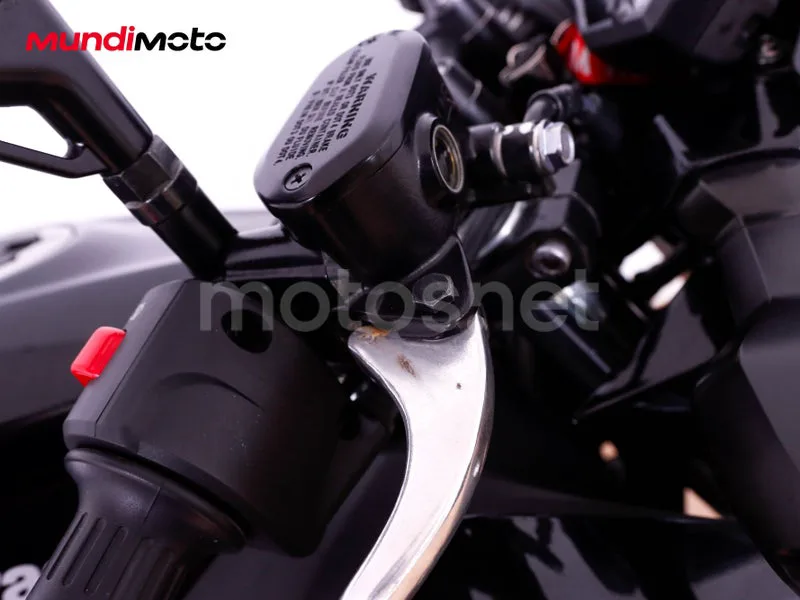 Kawasaki Z500 - Vista 16