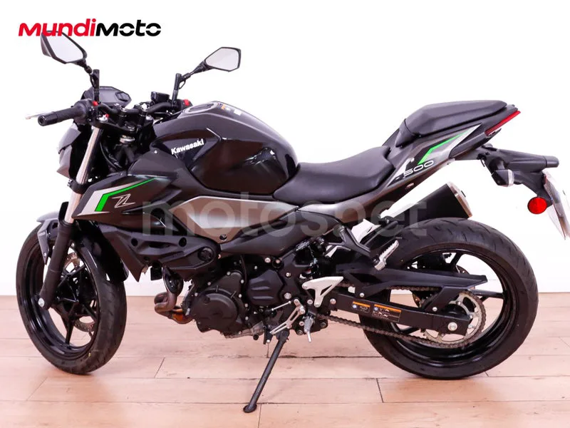 Kawasaki Z500 - Vista 6