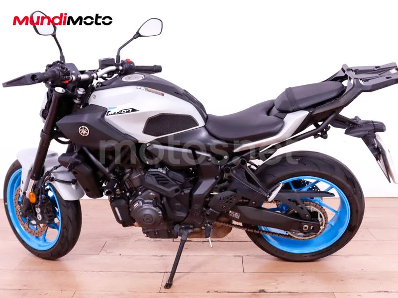 Yamaha MT-07 - Vista 6