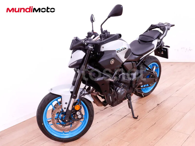 Yamaha MT-07 - Vista 7