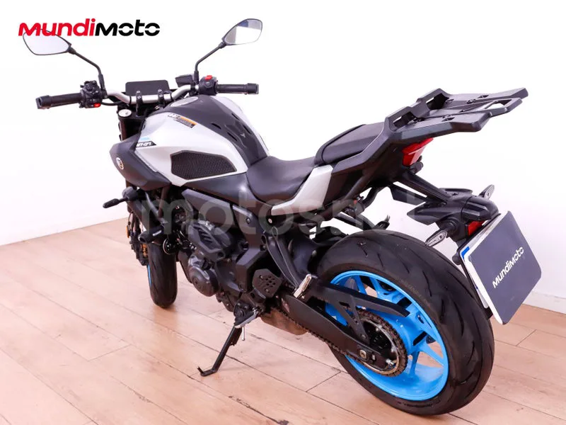 Yamaha MT-07 - Vista 8