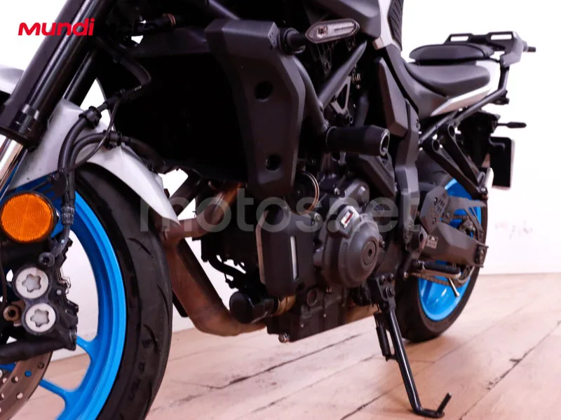 Yamaha MT-07 - Vista 10