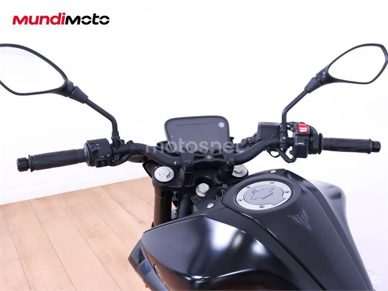 Yamaha MT-125 - Vista 11
