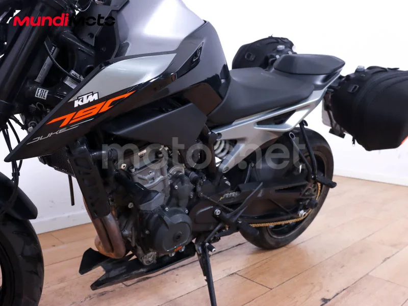 KTM 790 Adventure - Vista 10