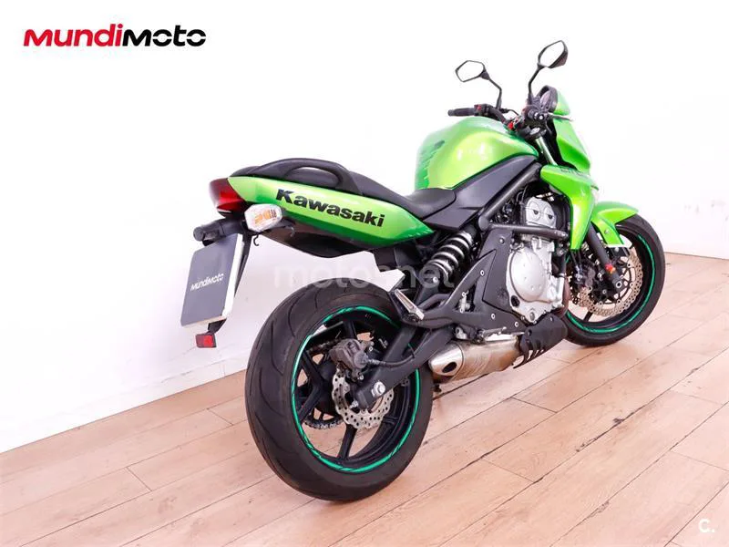 Kawasaki ER-6n - Vista 3