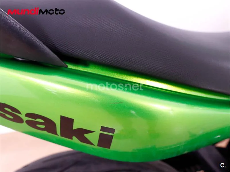 Kawasaki ER-6n - Vista 23