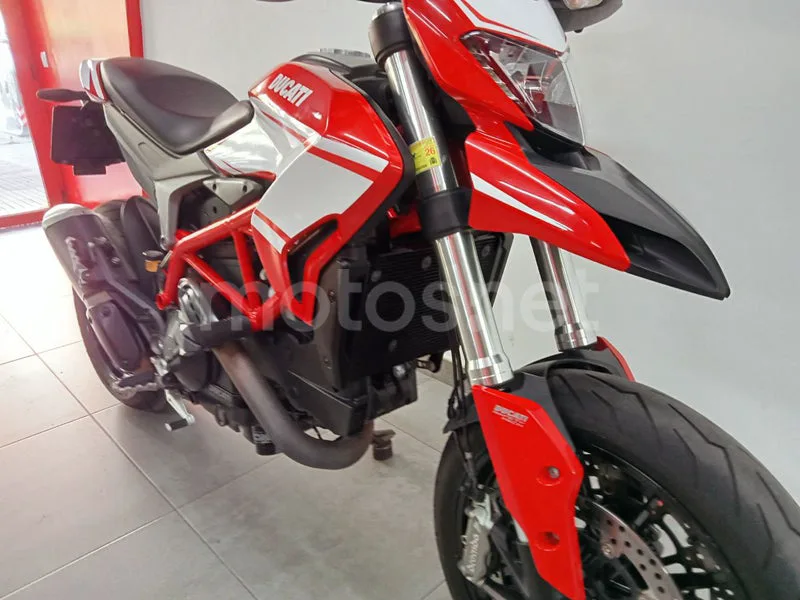 Ducati Hypermotard - Vista 11