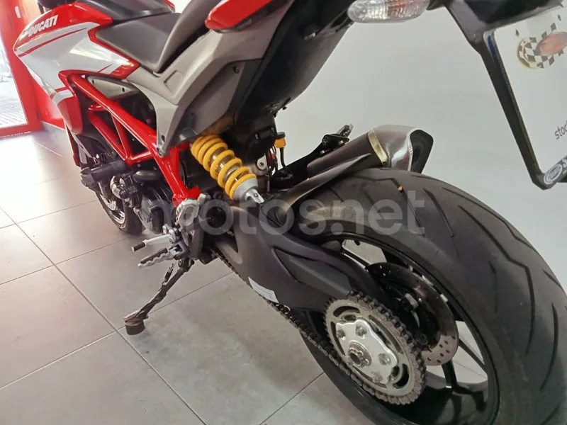 Ducati Hypermotard - Vista 5