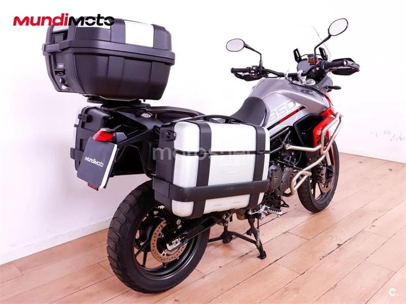 Triumph Tiger 850 Sport - Vista 3