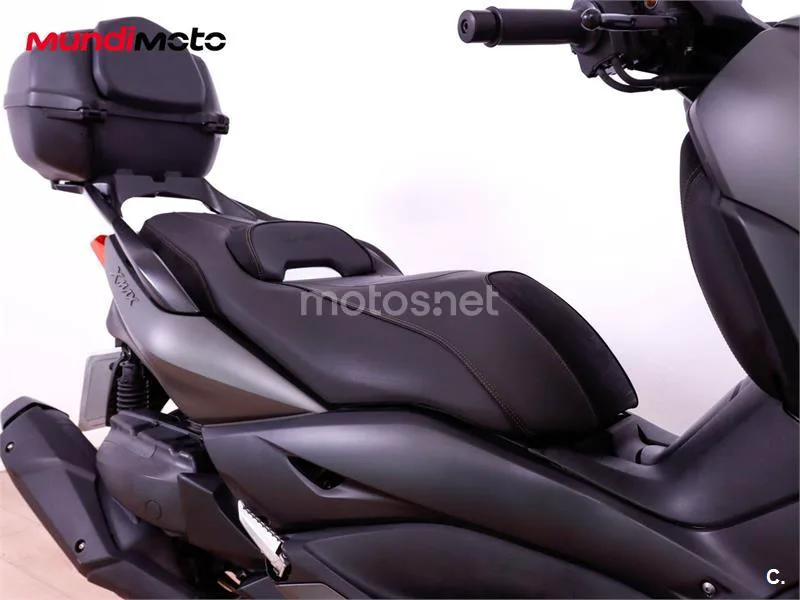 Yamaha XMAX 400 - Vista 17