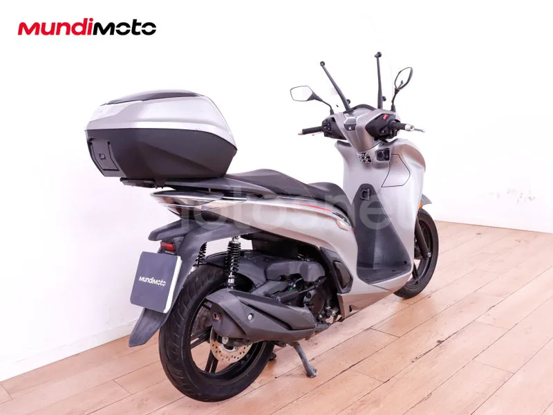 Honda SH350i - Vista 3