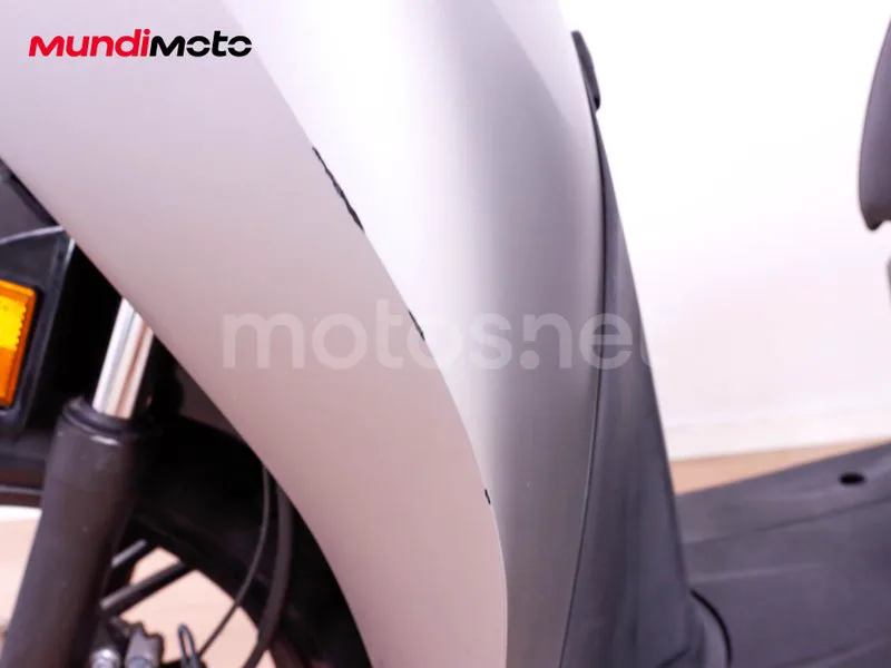 Honda SH350i - Vista 23