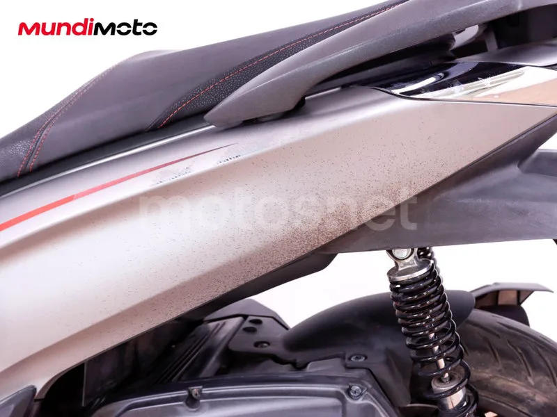 Honda SH350i - Vista 27