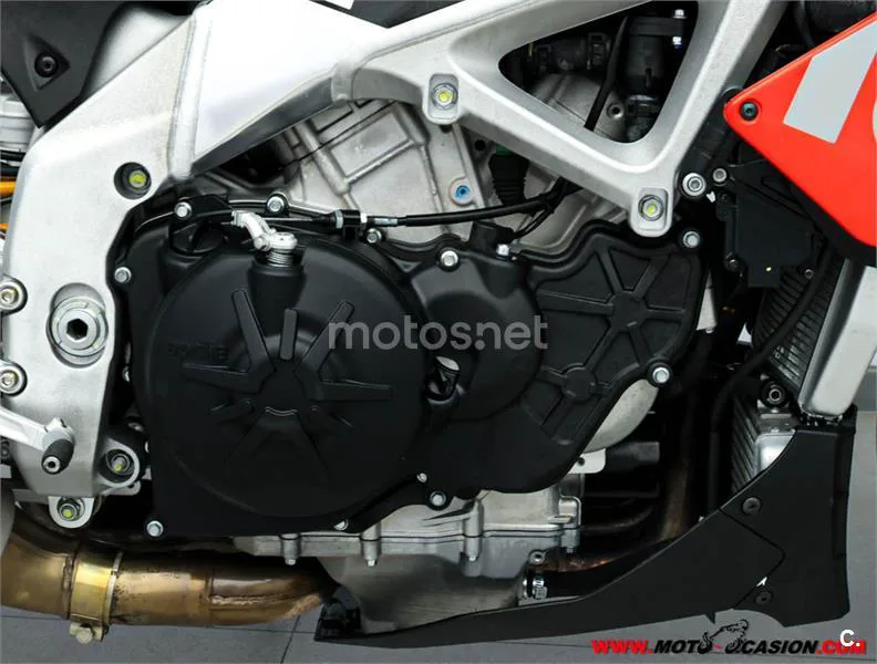 Aprilia Tuono V4 1100 - Vista 5