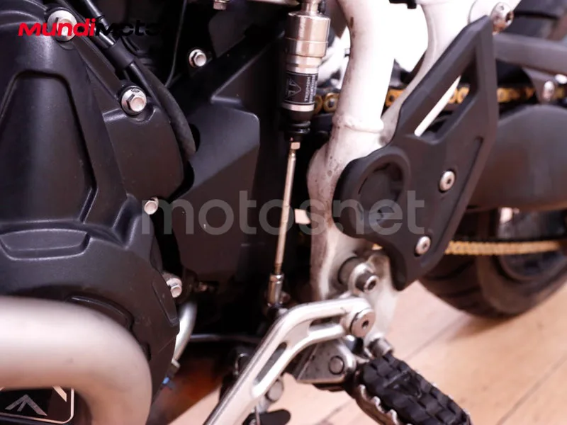 Triumph Tiger 900 - Vista 17