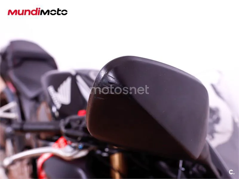 Honda CBR650R - Vista 26