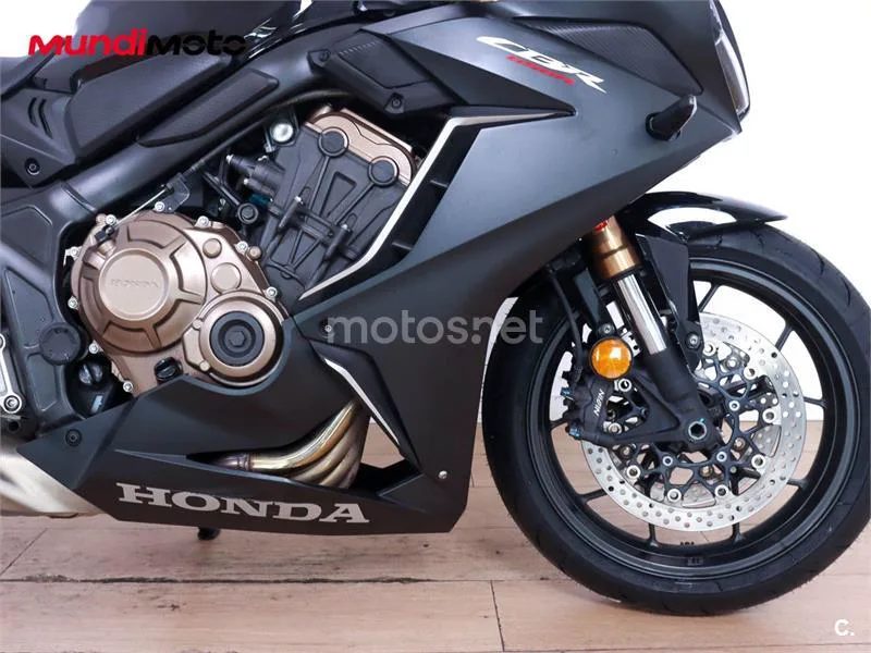 Honda CBR650R - Vista 30