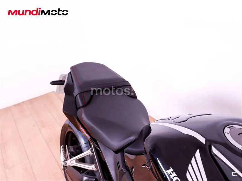 Honda CBR650R - Vista 33