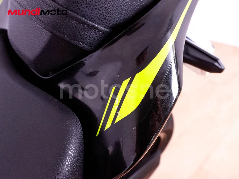 Kawasaki Z900 - Vista 17