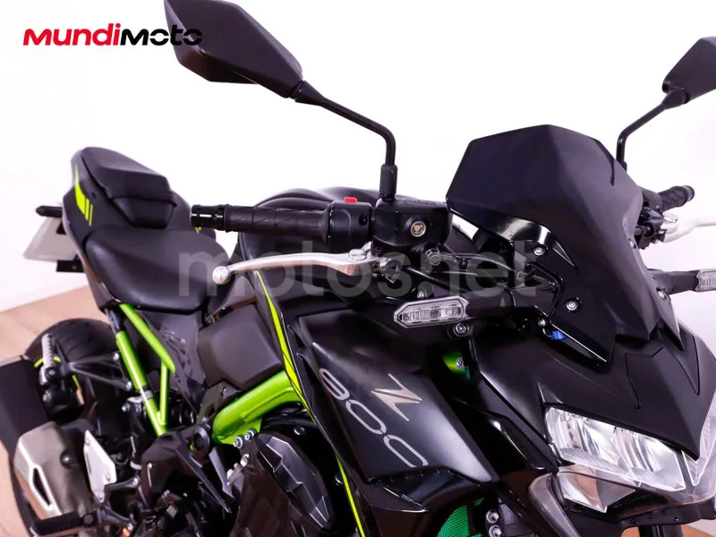 Kawasaki Z900 - Vista 20