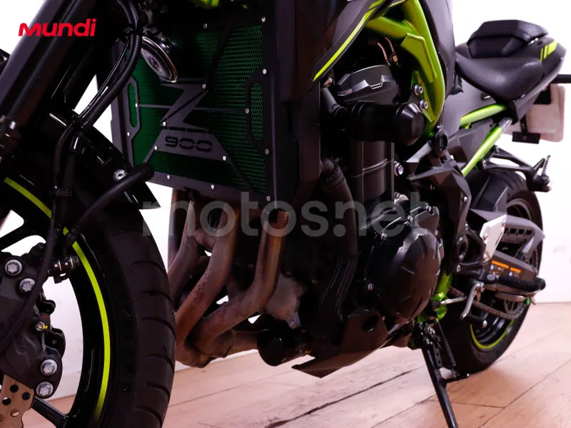 Kawasaki Z900 - Vista 10